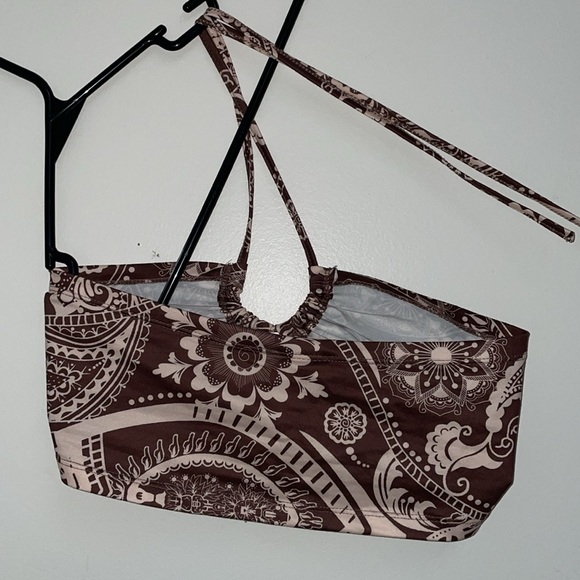 Brown and Tan Paisley Versatile Tie Front Cropped Top - Picture 4 of 5